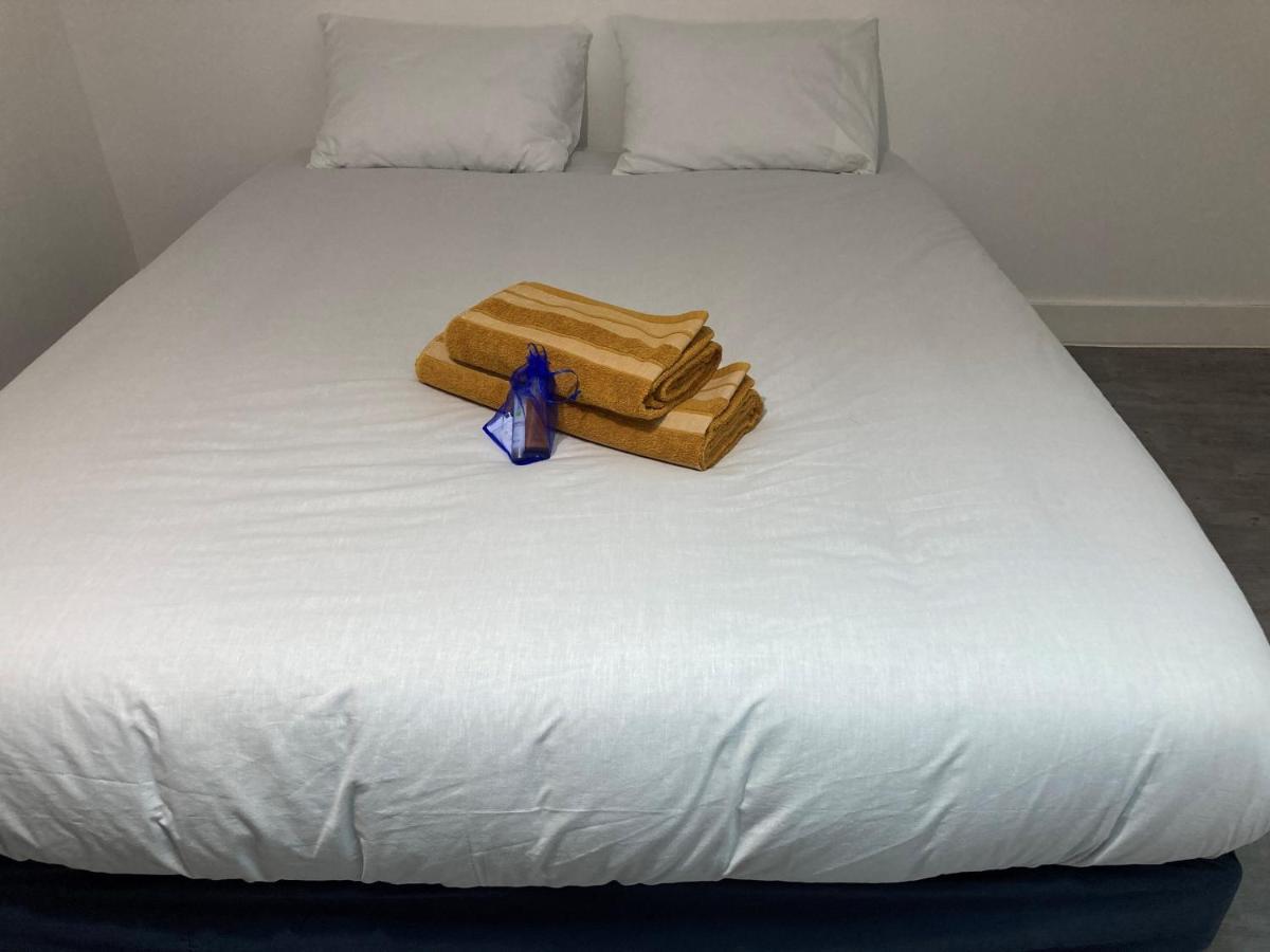 Les Toits D'Agen Apartment ภายนอก รูปภาพ